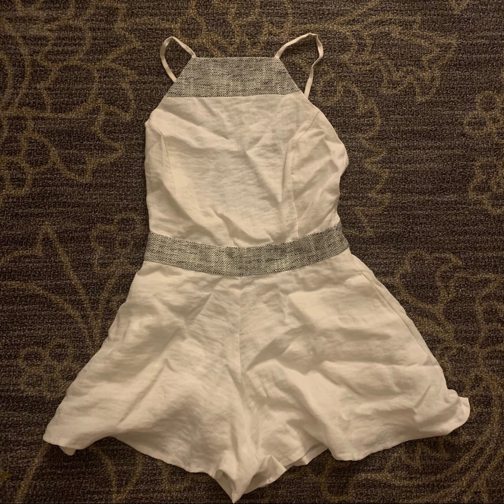 Bloomingdale's Line & Dot XS white Romper